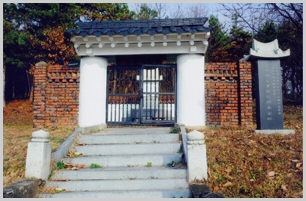 충정사